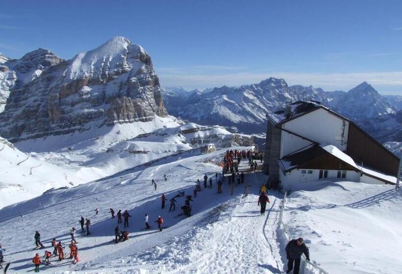 Dolomites Base Camp Hotel Olympia