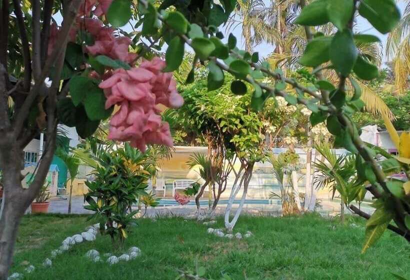 فندق Rancho Mama Juany