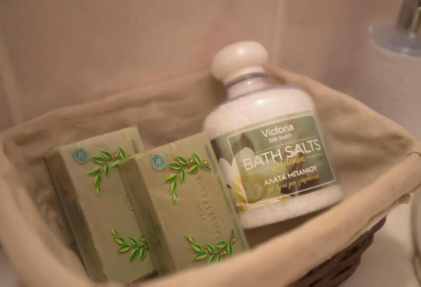 בית מלון כפרי To Diporto