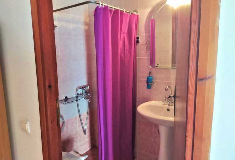 בית מלון כפרי To Diporto