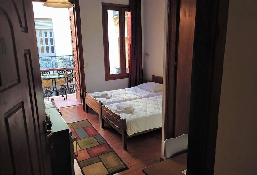 בית מלון כפרי To Diporto