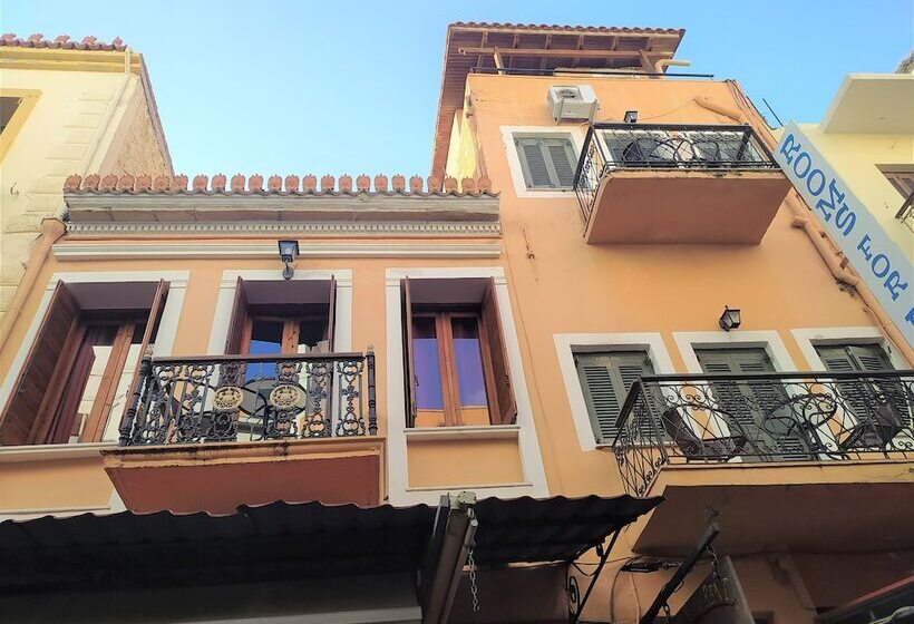 בית מלון כפרי To Diporto