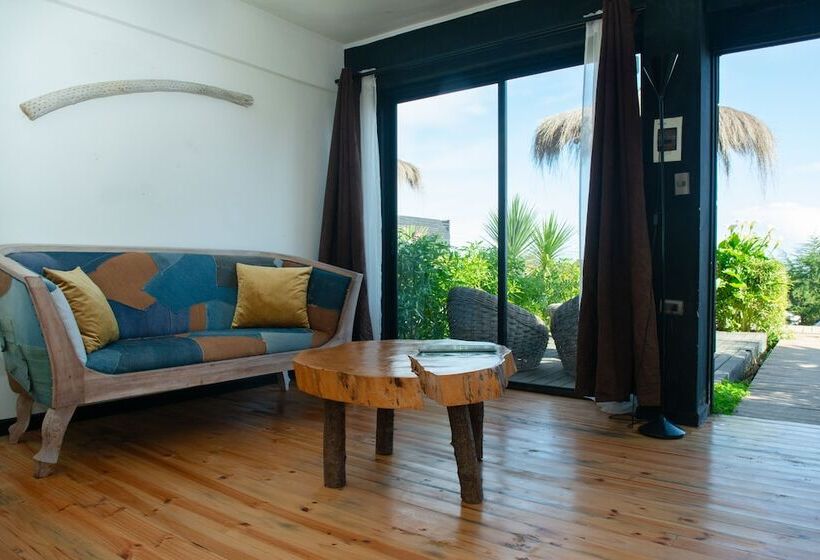 בית מלון כפרי Wave Pichilemu Lodge