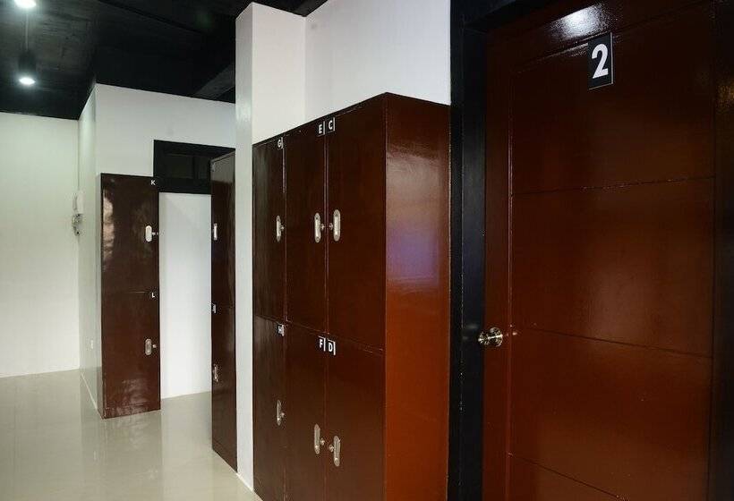 Island Hostel Boracay   Adults Only