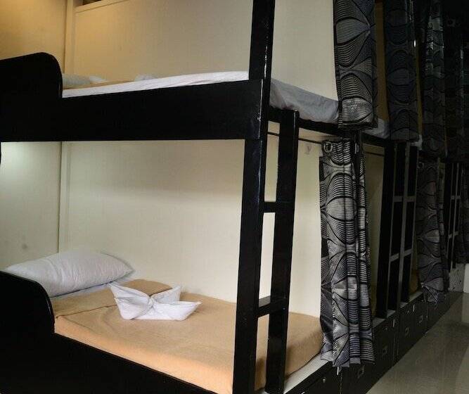 Island Hostel Boracay   Adults Only