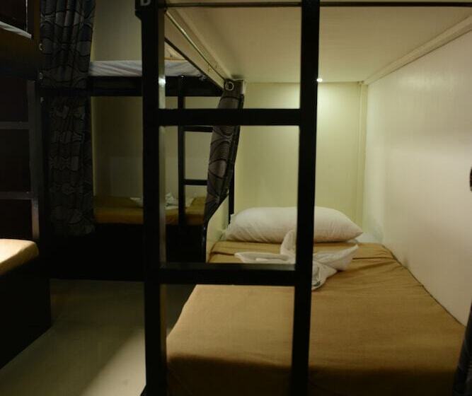 Island Hostel Boracay   Adults Only