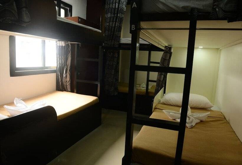 Island Hostel Boracay   Adults Only