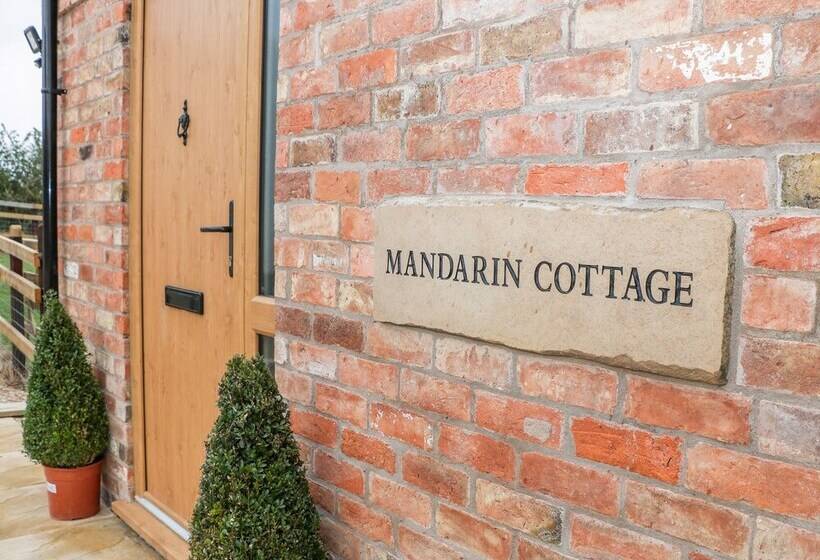 Mandarin Cottage