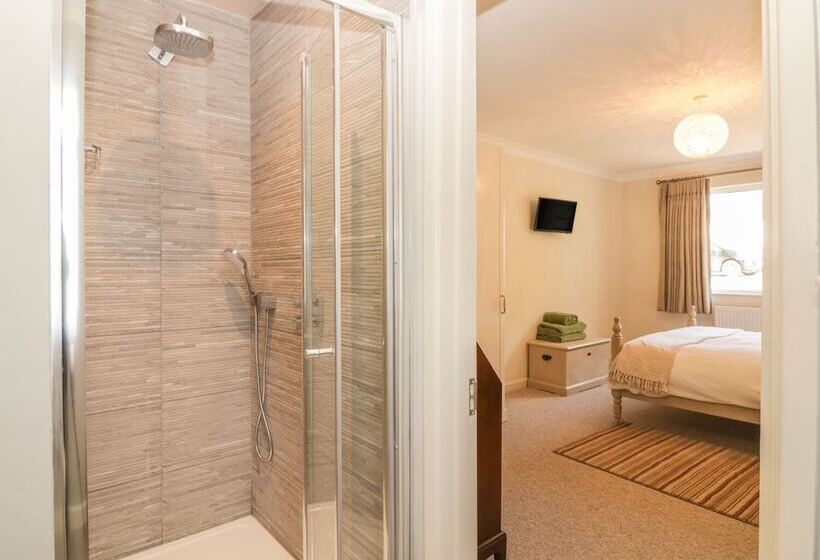 Meadowlea Cottage