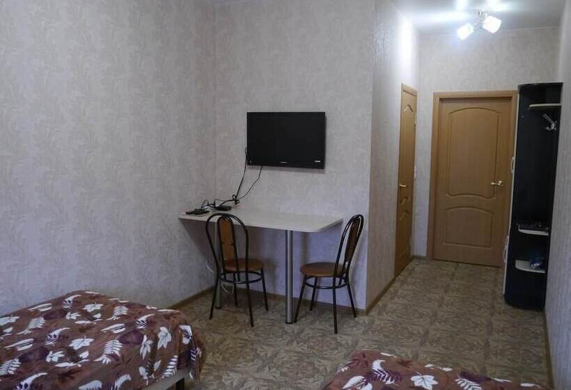 Mini Hotel Kompleks Parus