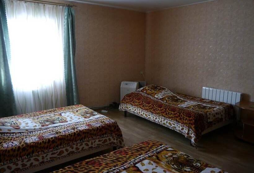 Mini Hotel Kompleks Parus