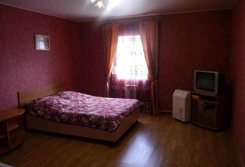 Mini Hotel Kompleks Parus