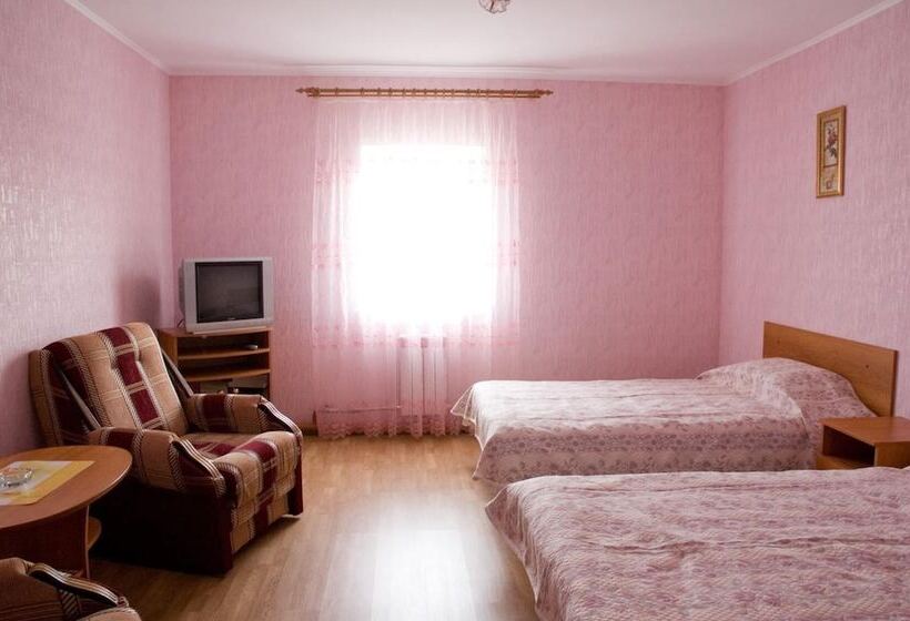 Mini Hotel Kompleks Parus