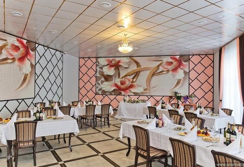 Mini Hotel Kompleks Parus