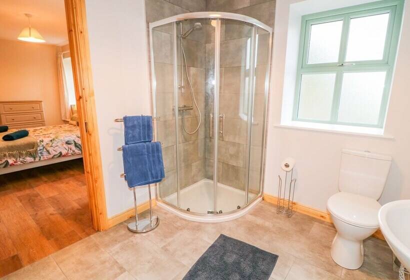 Minnie S Cottage, Killeavy