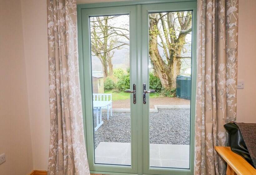 Minnie S Cottage, Killeavy