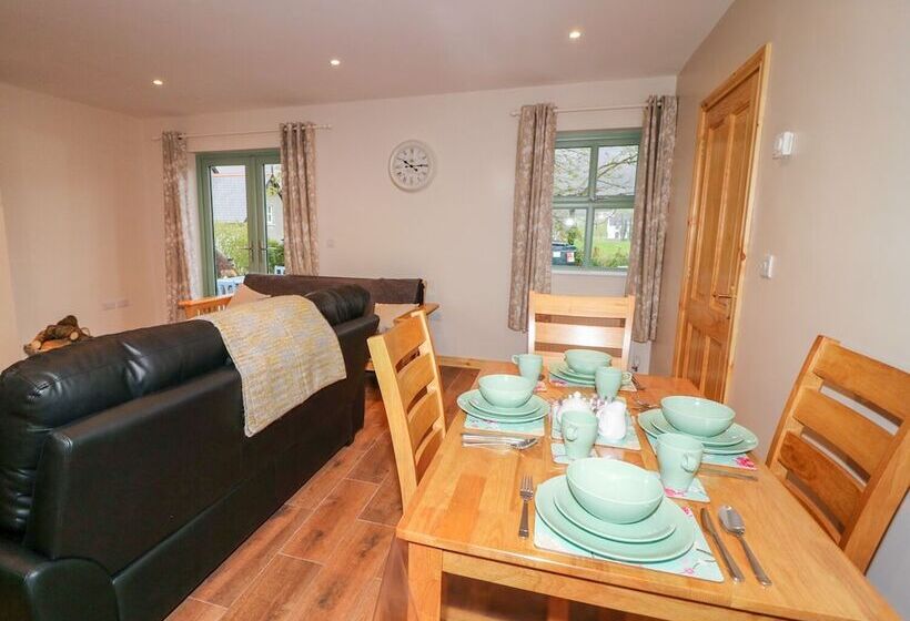 Minnie S Cottage, Killeavy