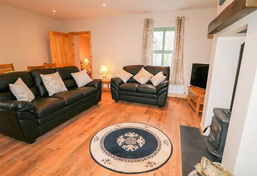 Minnie S Cottage, Killeavy