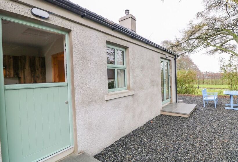 Minnie S Cottage, Killeavy