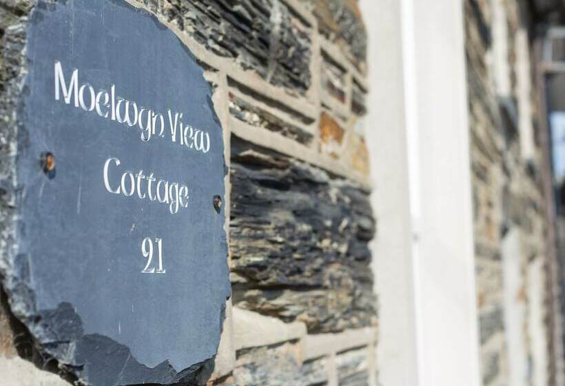 Moelwyn View Cottage