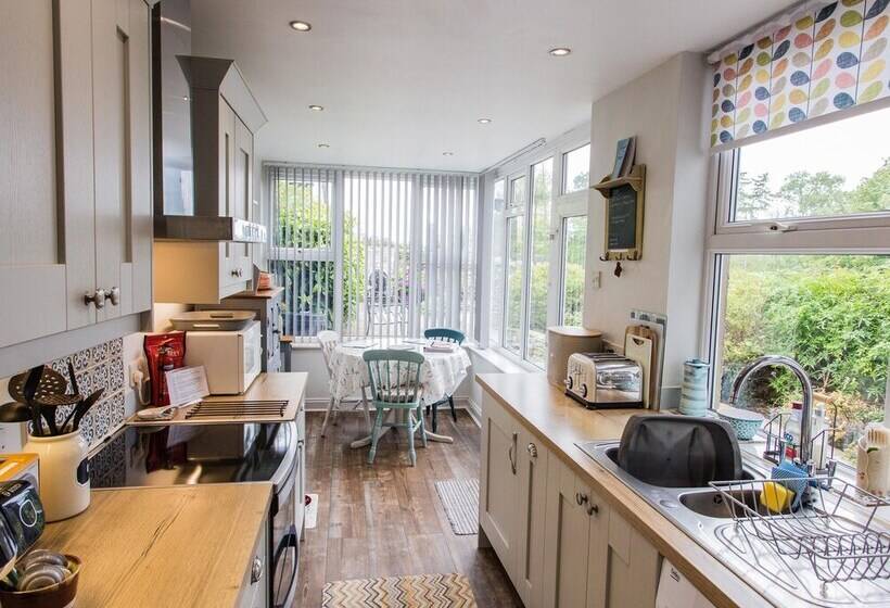 Moelwyn View Cottage