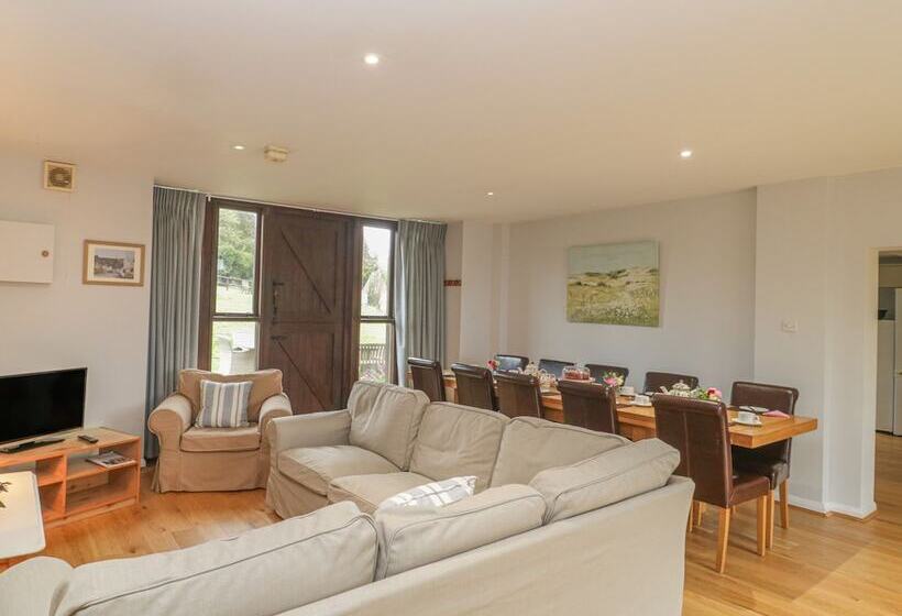 Newfield Farm Cottages