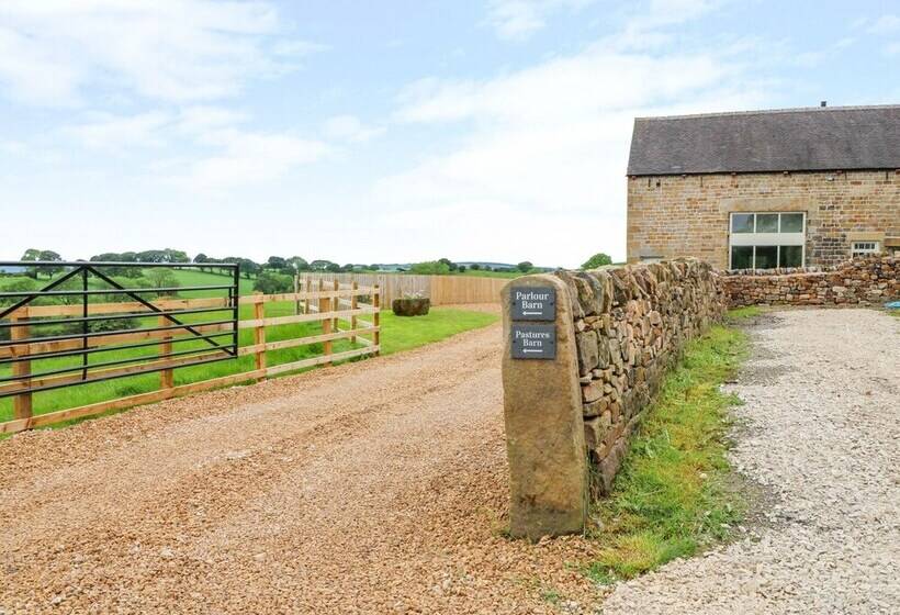 Parlour Barn