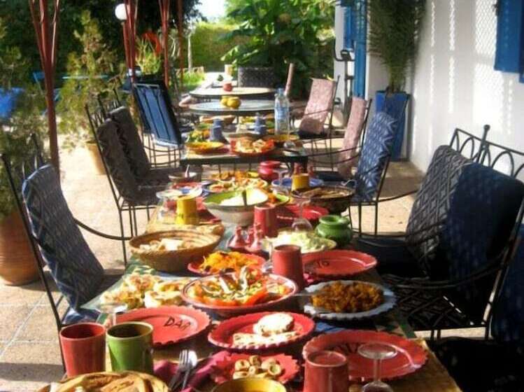 پانسیون Dar Kenavo