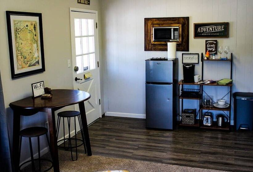 膳宿费 High Sierra Hideout