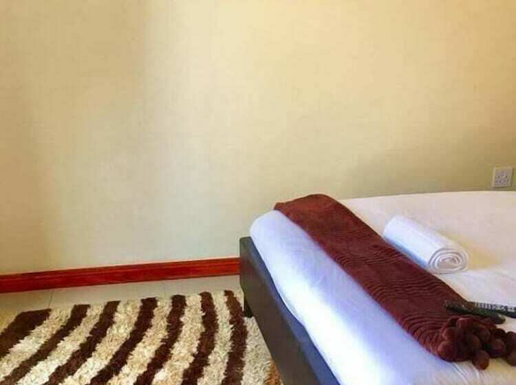 ペンション La'mamie Suite