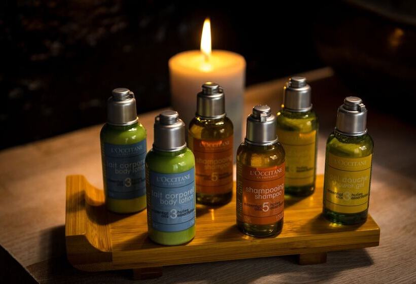 Pension Oia Angle Cavehouse