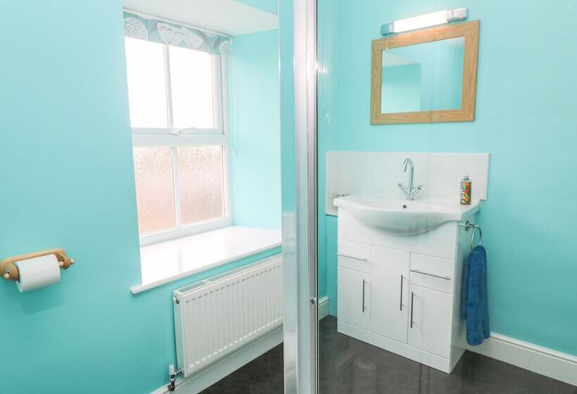 Poldowrian Farmhouse