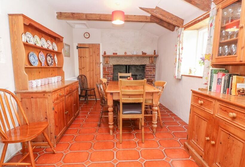 Poldowrian Farmhouse