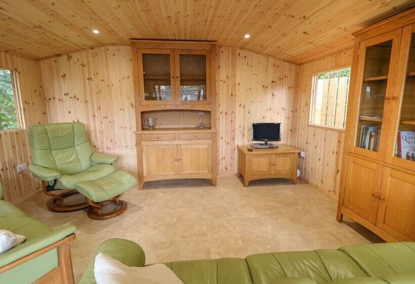 Quiet Waters Cottage