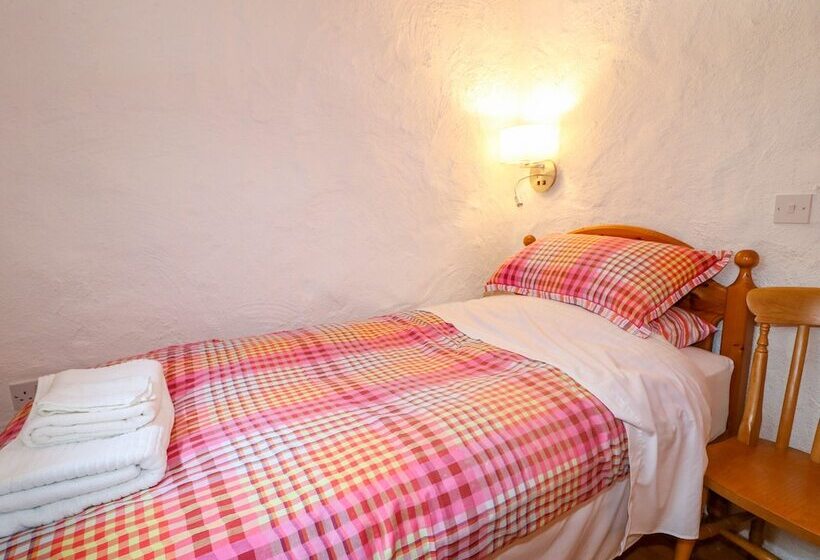 Quiet Waters Cottage