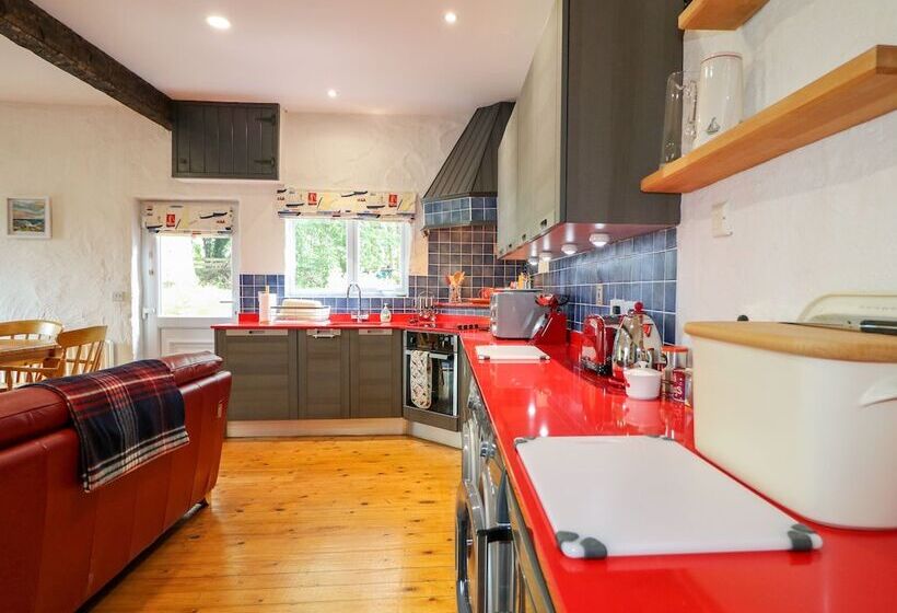 Quiet Waters Cottage