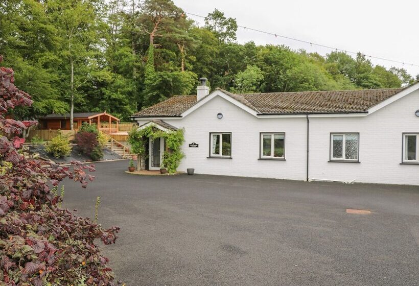 Quiet Waters Cottage