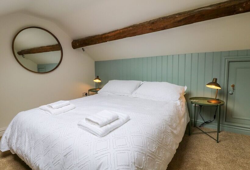 River Cottage Hayfield