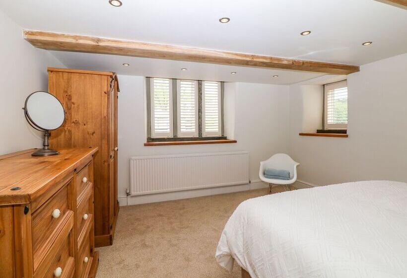 River Cottage Hayfield