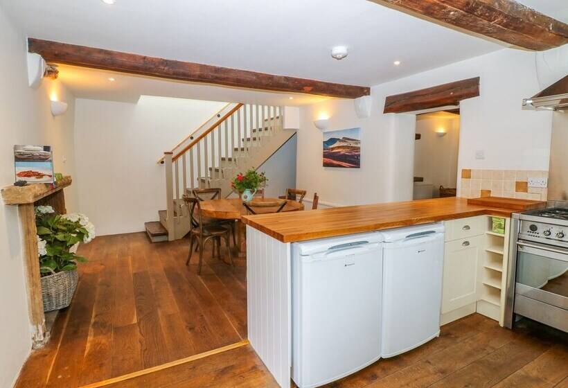 River Cottage Hayfield