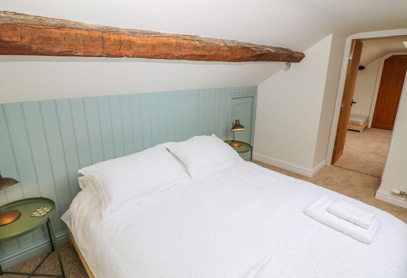 River Cottage Hayfield