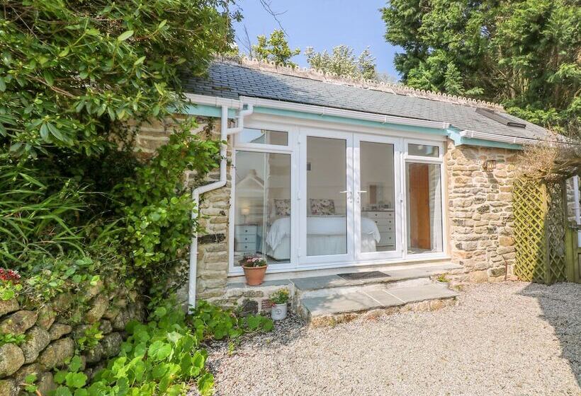 Scott's Cottage