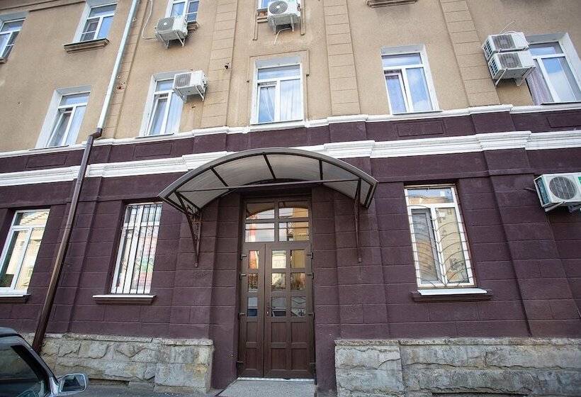 Shukhov Hostel