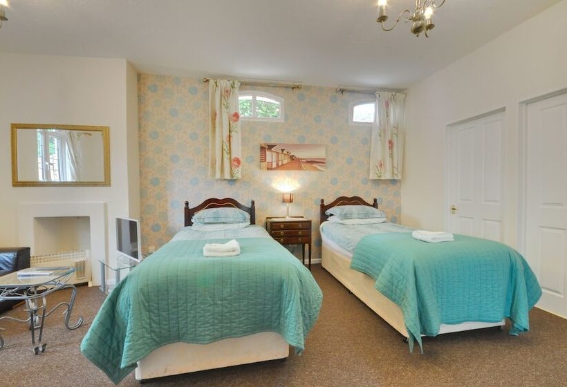 Somerville Coach House 2