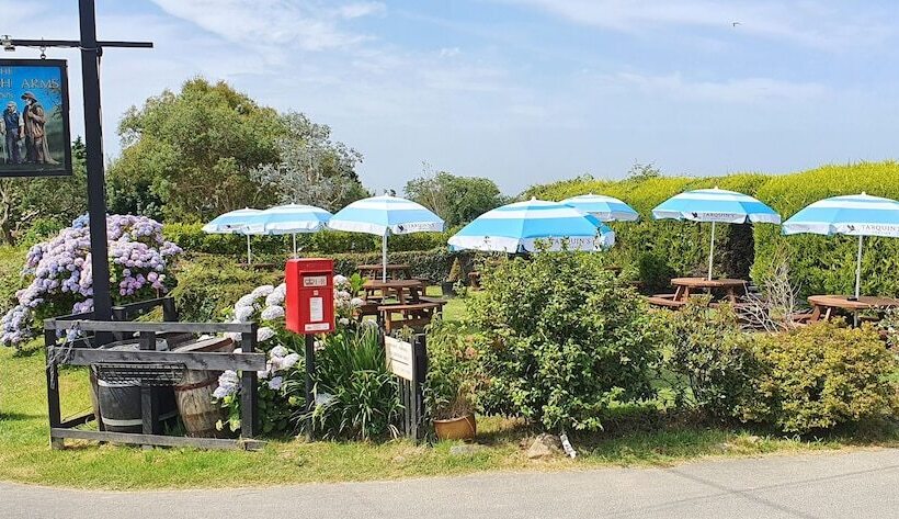 The Cornish Arms Inn