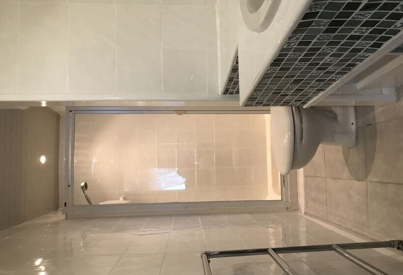 The Cornish Arms Inn