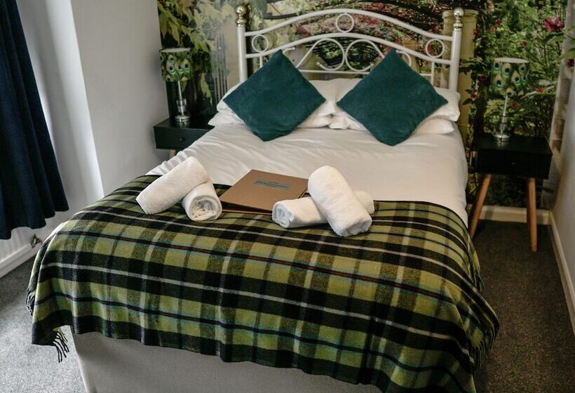 The Cornish Arms Inn