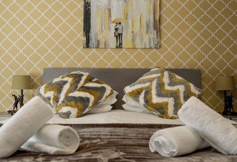 The Cornish Arms Inn