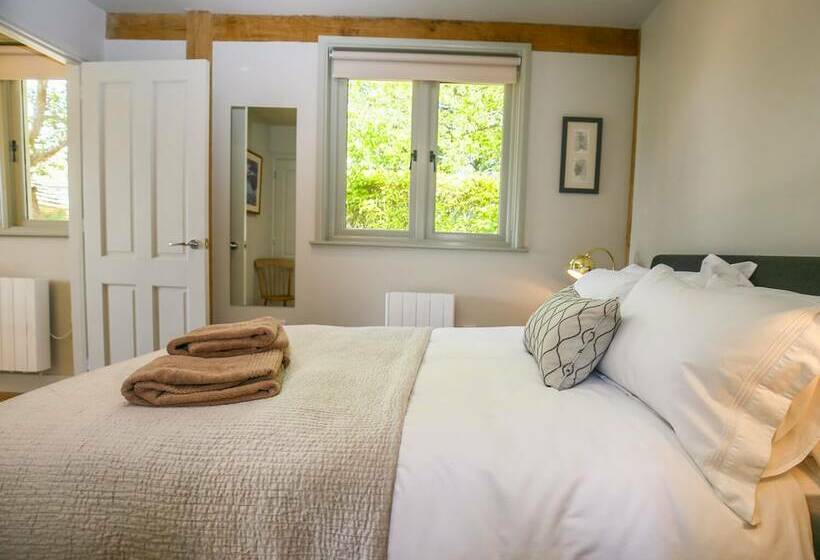 The Lodge At Mortons