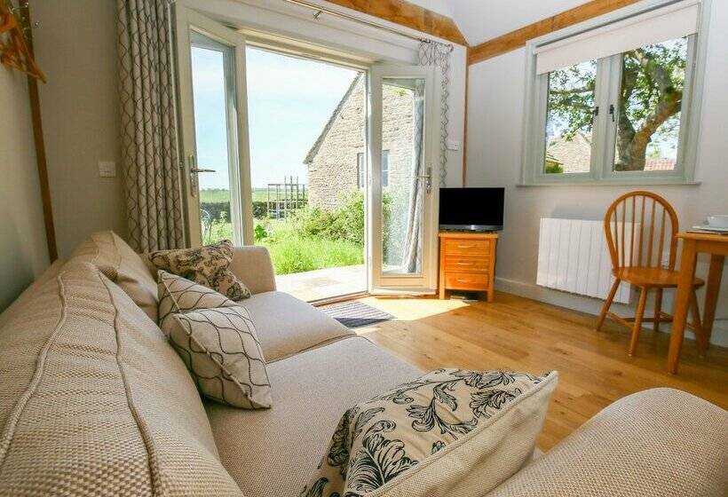 The Lodge At Mortons